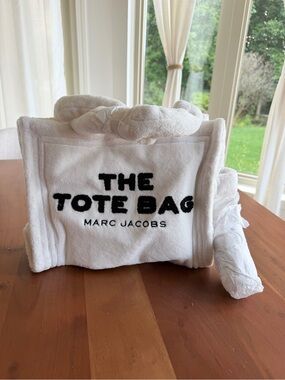 🤍✨ HARD TO FIND Marc Jacobs The Terry Tote | White | NWT + Dust Bag + Strap